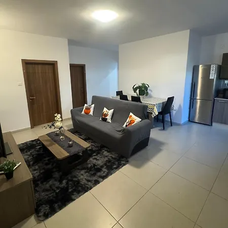 Cozy In 1 Saint Julian's